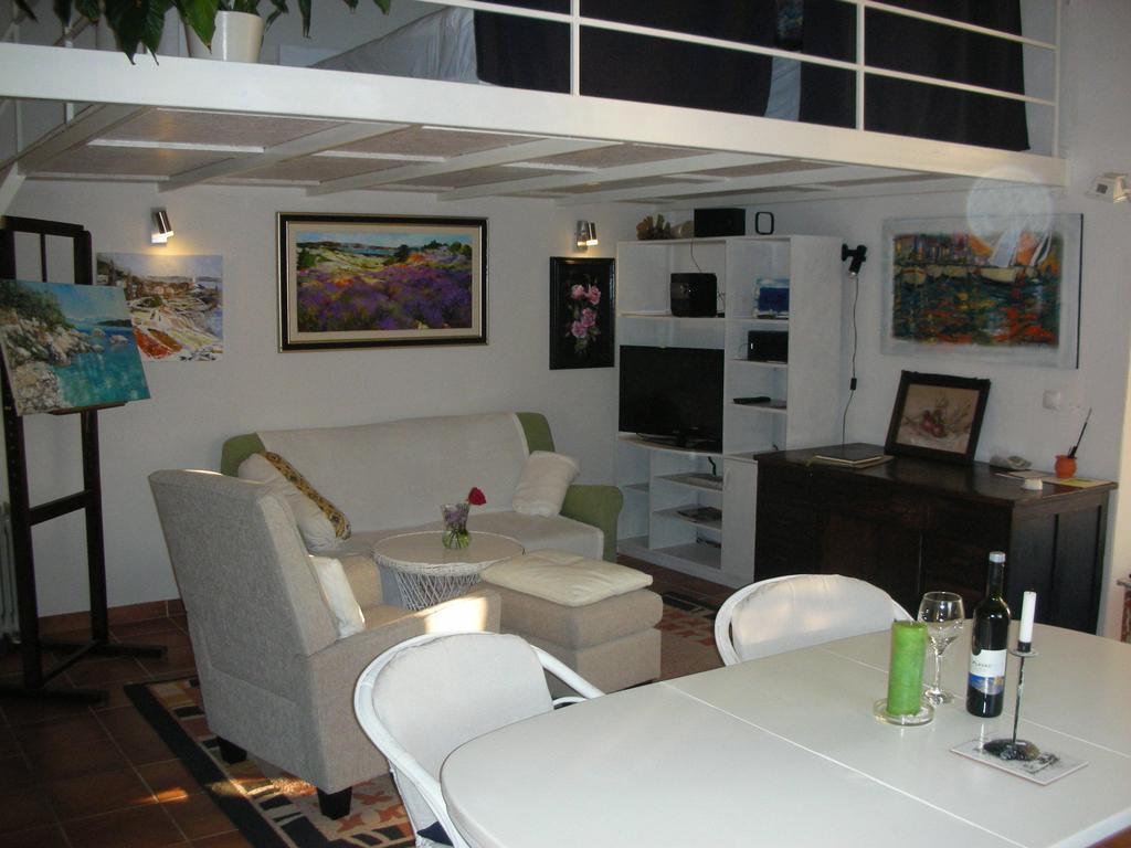 Apartment Croatia Art Drasnice Bilik gambar