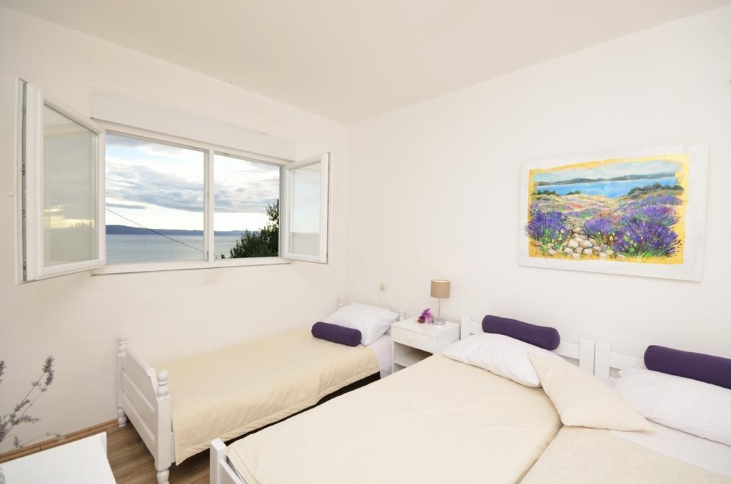 Apartment Croatia Art Drasnice Bilik gambar