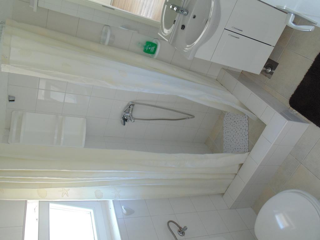 Apartment Croatia Art Drasnice Luaran gambar
